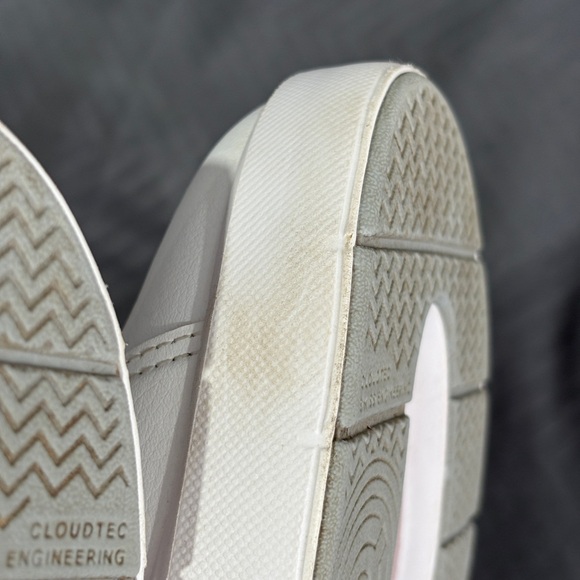 On Running Women’s The Roger Advantage sneakers White Rose Size US 9 - Picture 7 of 8